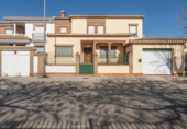 Xalet independent amb terreny en venda a la España, Santa Fe, ref.: TR411619 foto