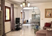 Chalet independiente con terreno en venta en la España, Orihuela, ref: TR334175 foto