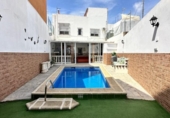 Casa de poble en venda a la España, La Línea de la Concepción, ref.: TR411630 foto