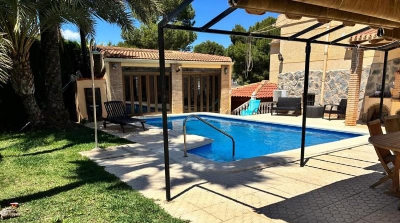 Alicante - Torrevieja - 822m2