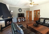 Chalet independiente con terreno en venta en la España, Crevillente, ref: TR411657 foto