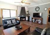 Chalet independiente con terreno en venta en la España, Crevillente, ref: TR411657 foto