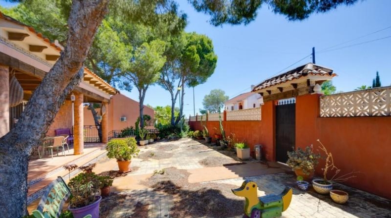 Alicante - San Miguel de Salinas - 1250m2