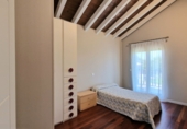 Chalet independiente con terreno en venta en Polanco ref: TR412476 foto