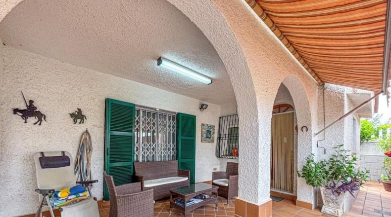 Гранада - Albolote - 620m2