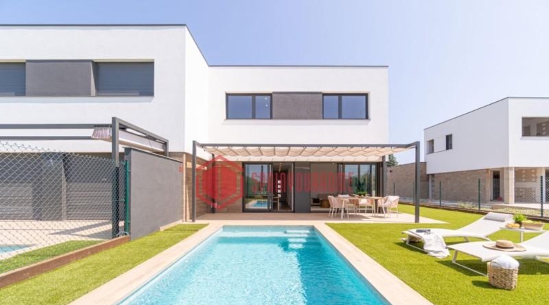Gerona - Sant Pere Pescador - 335m2