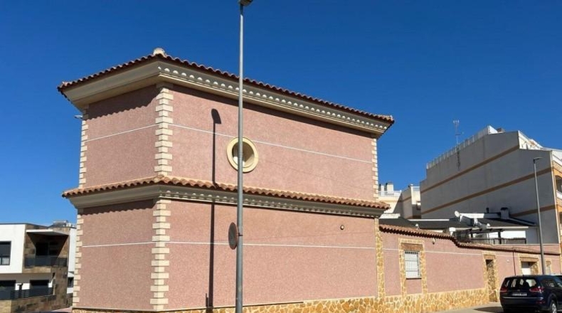 Alicante - Formentera del Segura - 322m2