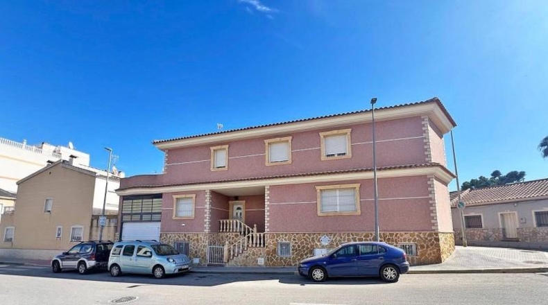 Alicante - Formentera del Segura - 322m2