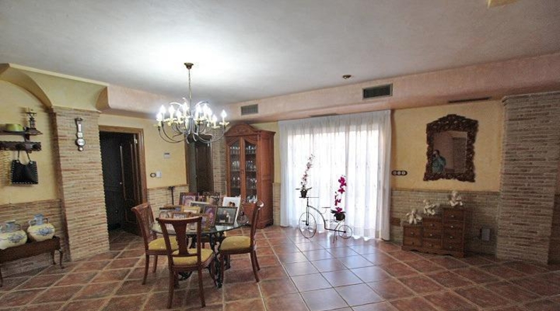Alicante - Formentera del Segura - 322m2