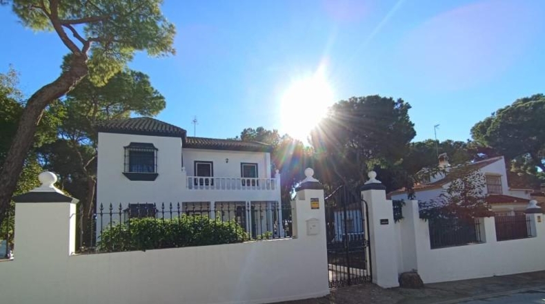 Seville - Alcalá de Guadaíra - 1128m2