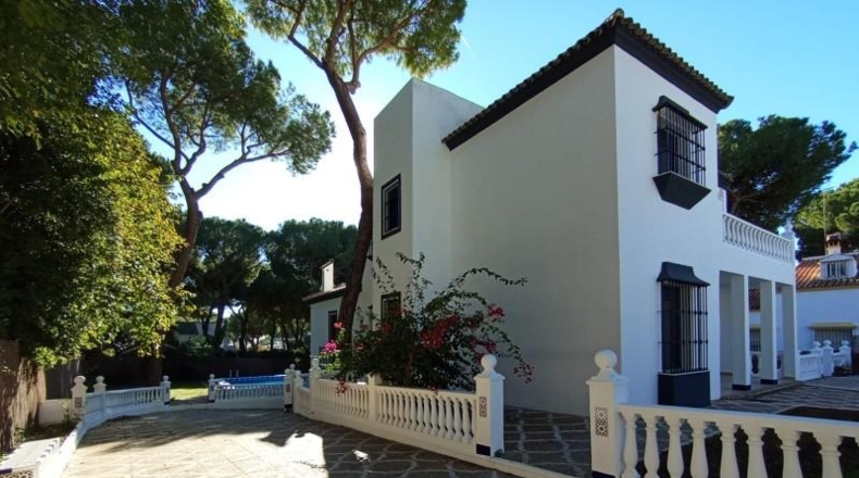 Seville - Alcalá de Guadaíra - 1128m2