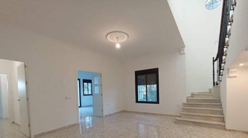 Seville - Alcalá de Guadaíra - 1128m2