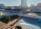 Отдельно стоящий дом с участком на продажу в городе Benicasim Фото