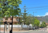 Отдельно стоящий дом с участком на продажу в городе Benicasim Фото