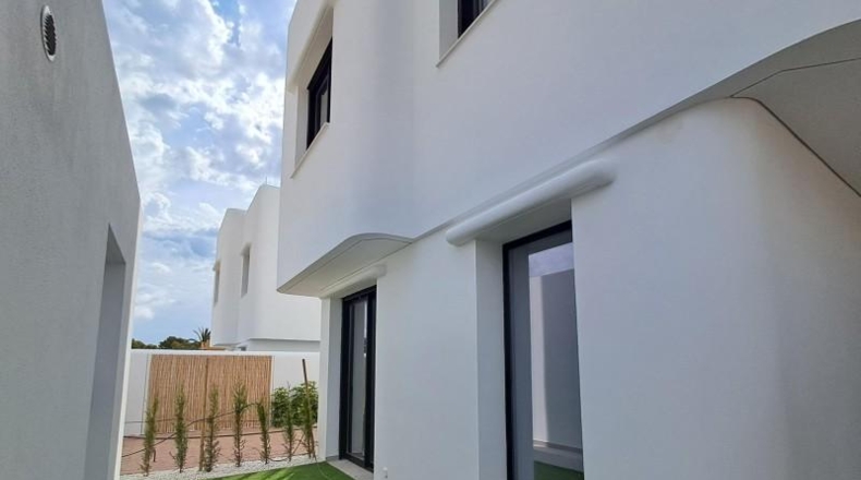 Аликанте - Альфаз-дель-Пи - 322m2