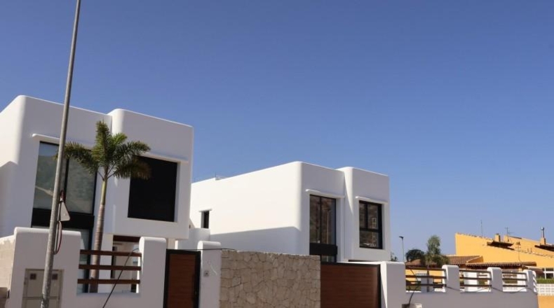 Аликанте - Альфаз-дель-Пи - 322m2