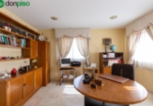 Отдельно стоящий дом с участком на продажу в городе Motril Фото