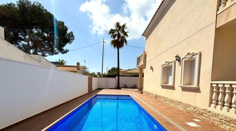 Alicante - Cabo Roig - 491m2