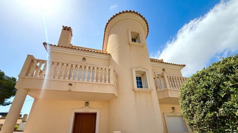 Alicante - Cabo Roig - 491m2