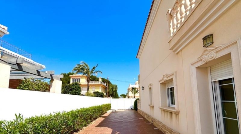 Alicante - Cabo Roig - 491m2