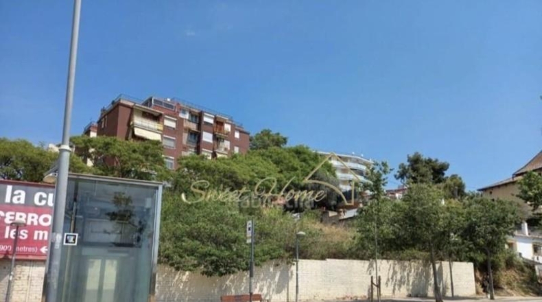 Barcelona - Santa Coloma de Gramenet - 1214m2