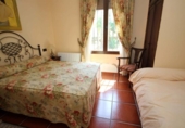 Chalet independiente con terreno en venta en la España, Alcuéscar, ref: TR264266 foto