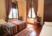 Chalet independiente con terreno en venta en la España, Alcuéscar, ref: TR264266 foto