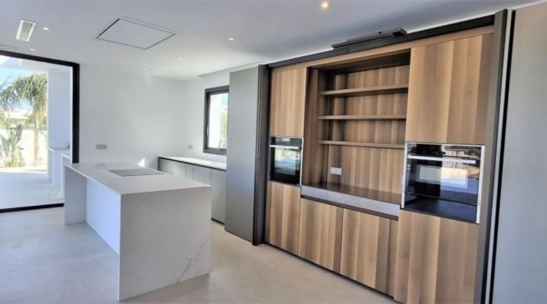 Alicante - Бениса - 1250m2