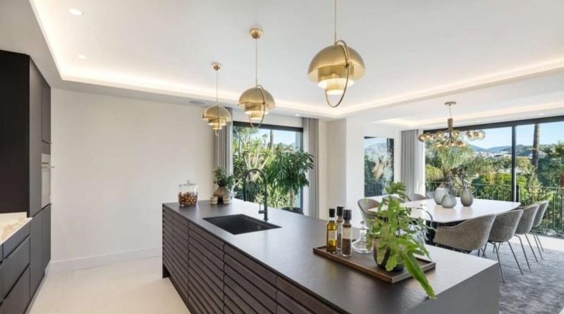 Málaga - Marbella - 1581m2