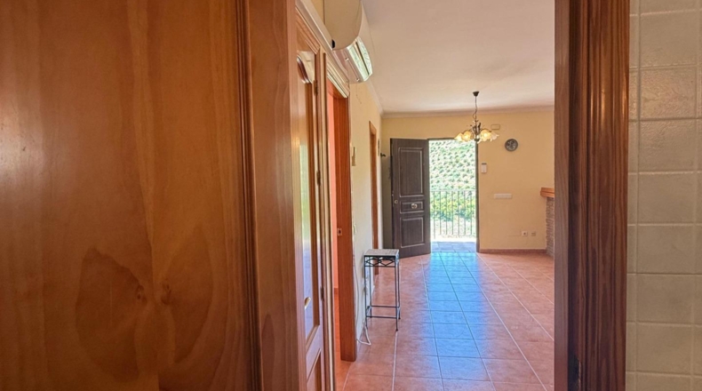 Малага - Cútar - 330m2