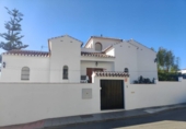 Chalet independiente con terreno en venta en la España, Nerja, ref: TR390603 foto