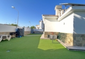 Chalet independiente con terreno en venta en Matalascañas ref: TR411696 foto