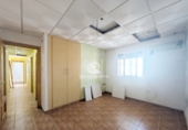 Таунхаус с участком на продажу в городе Хаэн. Фото