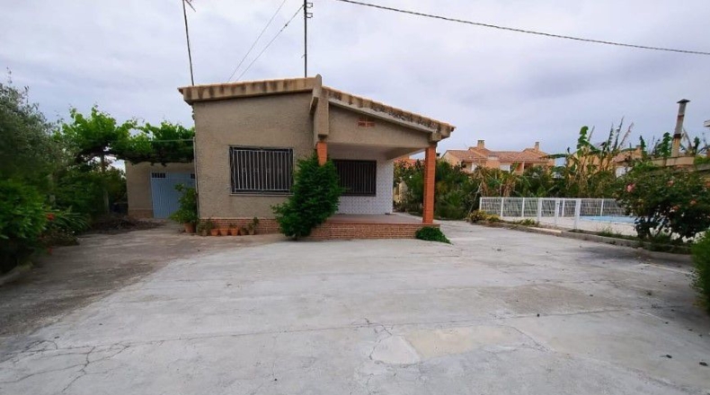 Castellón - Almassora - 1100m2
