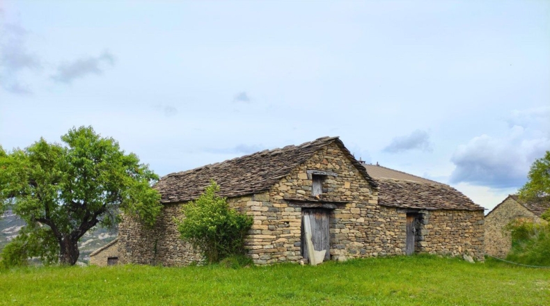 Huesca - Aínsa - 679m2