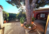 Chalet independiente con terreno en venta en Chiclana de la Frontera ref: TR394541 foto
