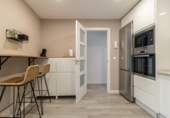 Дом с участком на продажу в городе Херес-де-ла-Фронтера. Фото