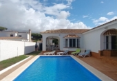 Xalet independent amb terreny en venda a Chiclana de la Frontera ref.: TR411023 foto