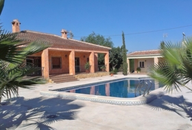 Oriola 2795&nbsp;m² 