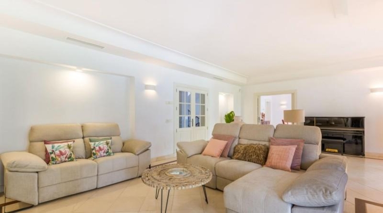 Málaga - Estepona - 970m2