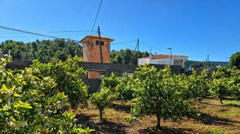 Valencia - La Font d'en Carròs - 3303m2