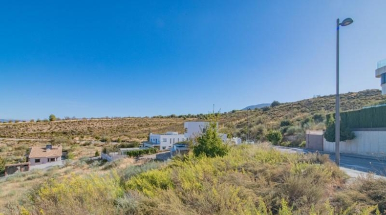 Granada - La Zubia - 948m2