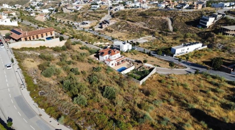 Granada - La Zubia - 948m2