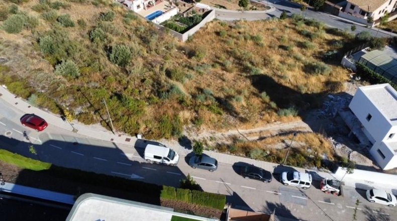 Granada - La Zubia - 948m2