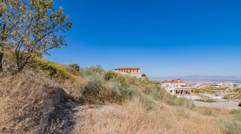 Granada - La Zubia - 948m2