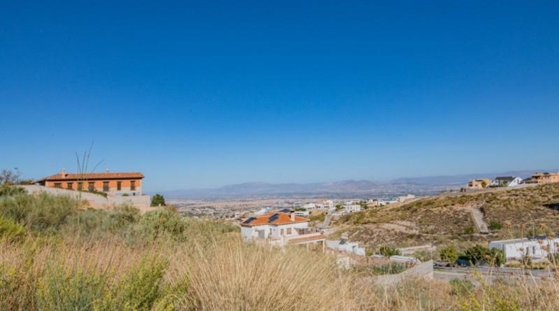 Granada - La Zubia - 948m2