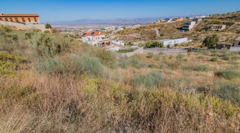 Granada - La Zubia - 948m2