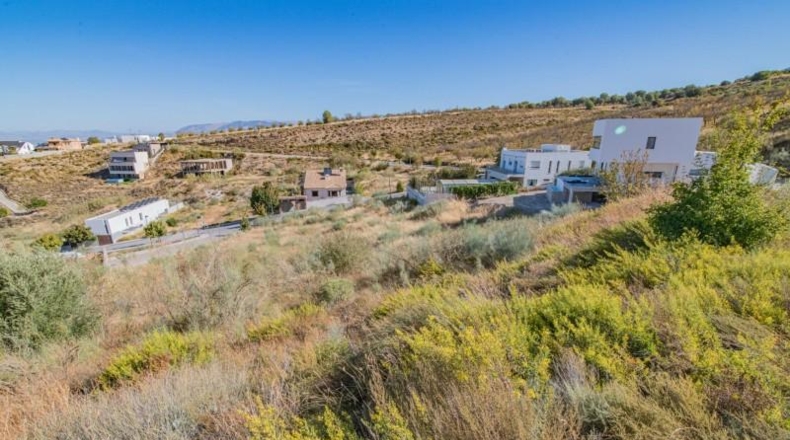 Granada - La Zubia - 948m2
