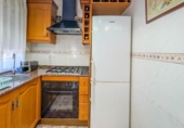 Отдельно стоящий дом с участком на продажу в городе Santa Pola Фото
