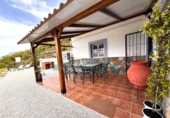 Chalet independiente con terreno en venta en la España, Tàrbena, ref: TR375948 foto